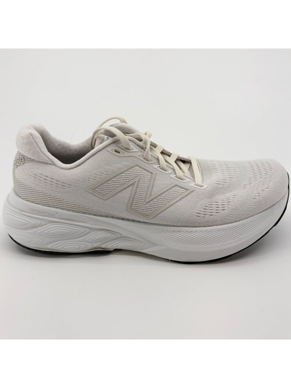 New Balance Fresh Foam X 880v15 Womens Size 8.5D White Running Shoes Sneakers